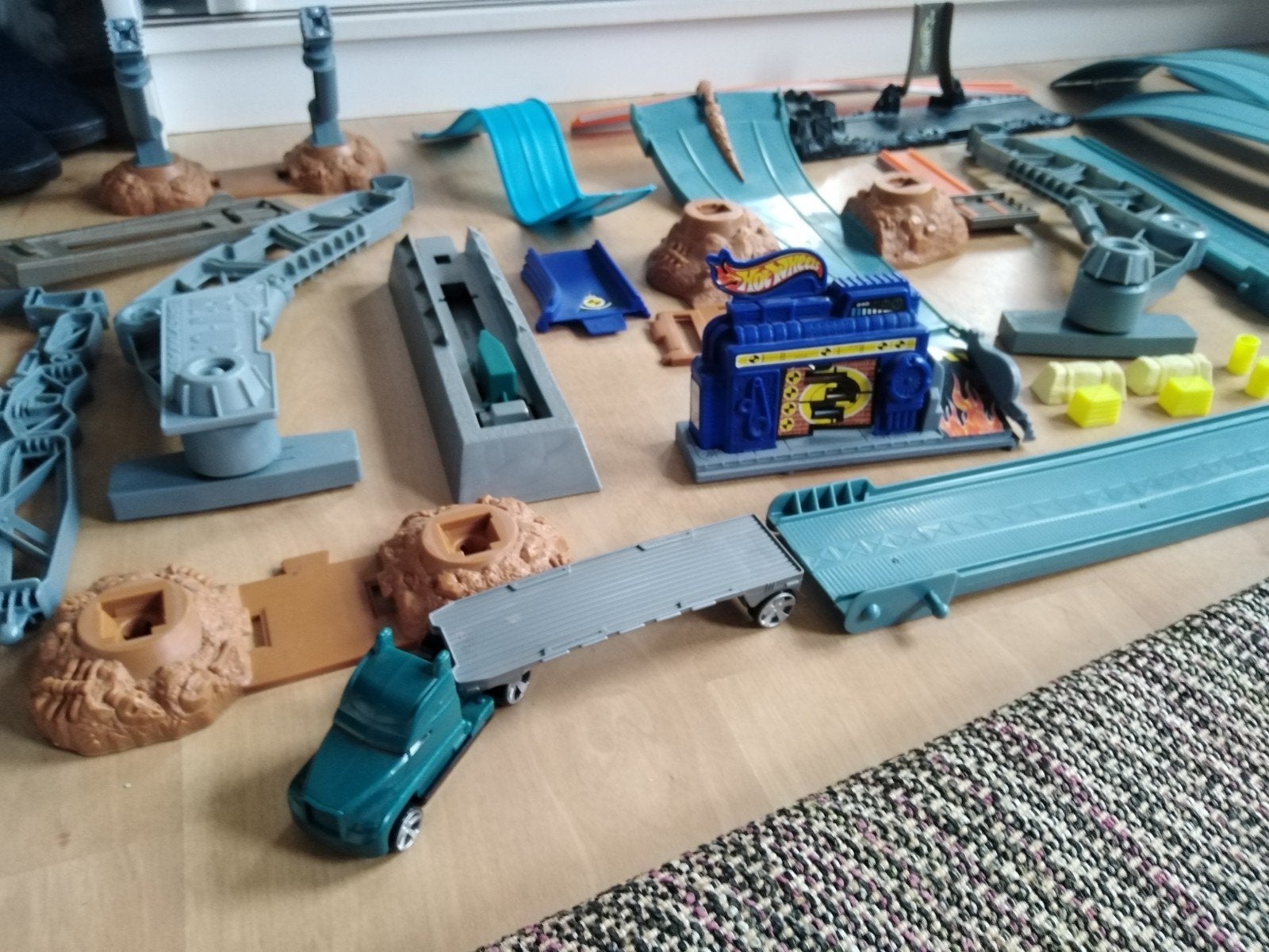 Hot wheels baan inclusief auto's, Racebaan, Ophalen of Verzenden, Zo goed als nieuw, Hot Wheels