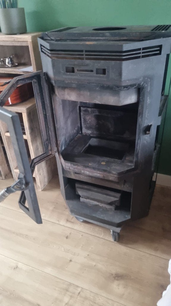 FIREPLACE TORNADO  HOUT HAARD., Ophalen, Gebruikt