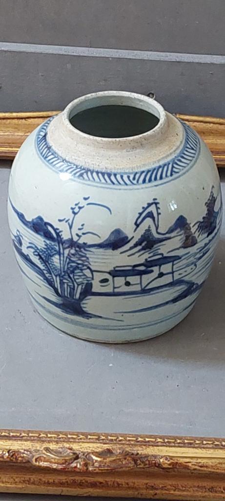Antieke Chinese Blauw-Witte Gemberpot met Landschap, Ophalen of Verzenden