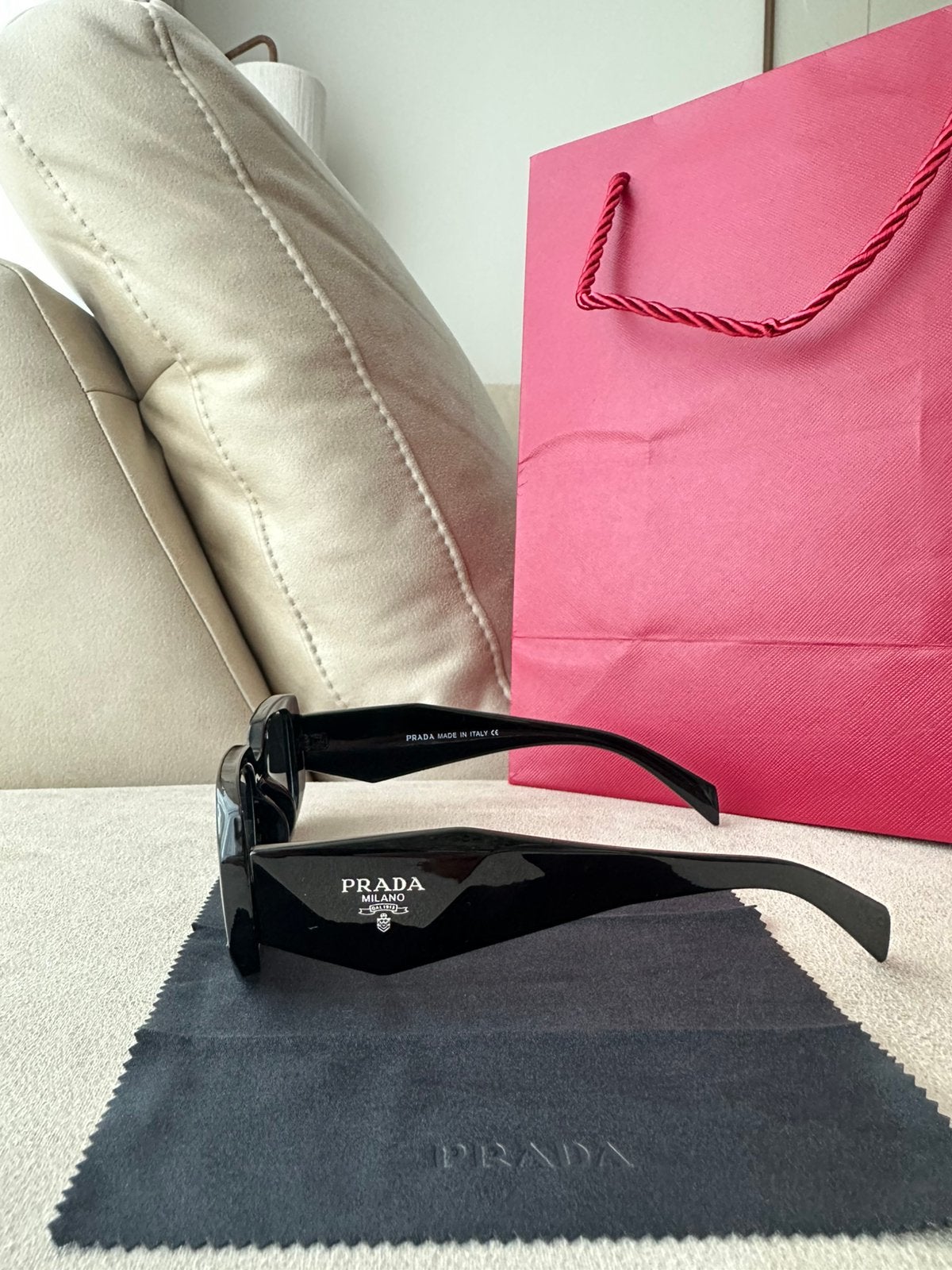Prada zonnebril, Zonnebril, Prada, Zwart, Nieuw