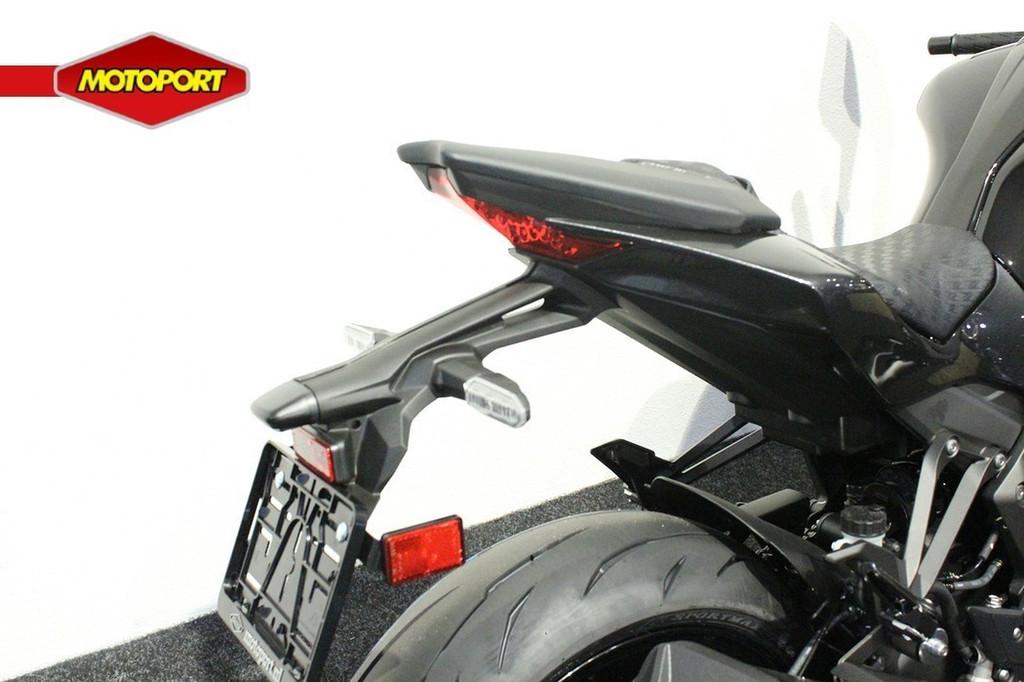 Kawasaki Z 1100 ABS, Bedrijf, Naked bike