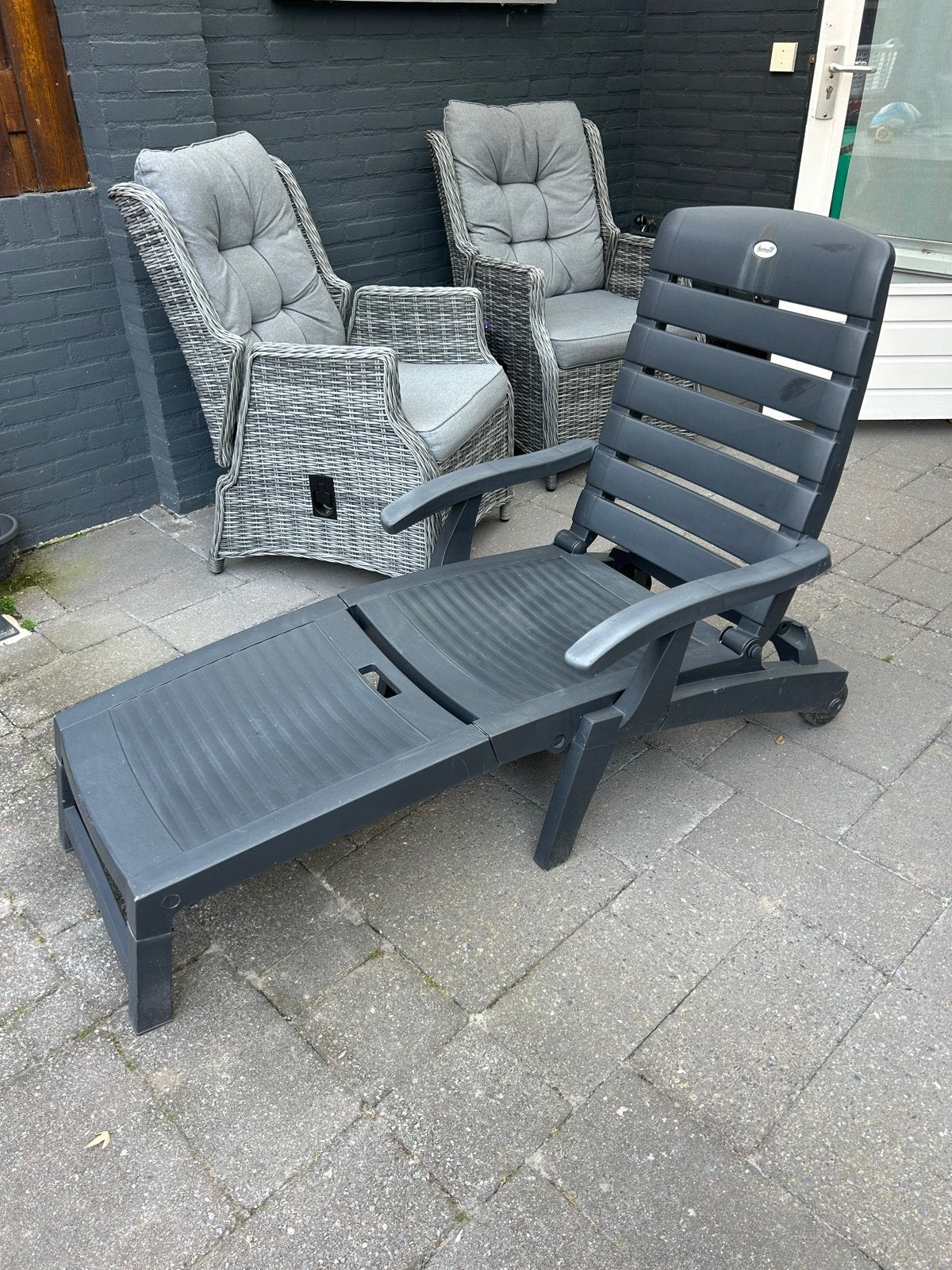Hartman Ligbed met Blauw Kussen - Verstelbaar & Verrijdbaar, Tuin en Terras, Ophalen, Gebruikt, Kunststof, Verstelbaar