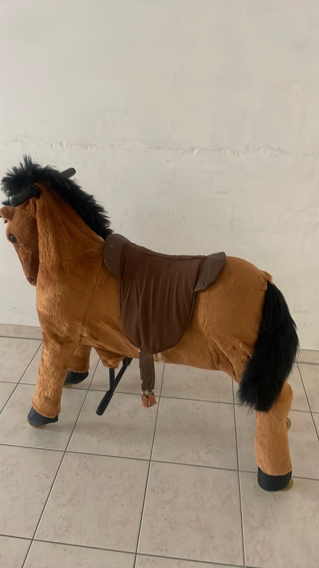 mechanisch rijdend speelgoedpaard (of looppaard)- Bruin, Ophalen, Gebruikt