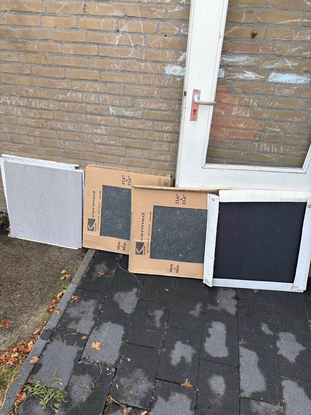 Nieuwe vloertegels 60x60 cm - Grijs en Zwart Keramiek, Doe-het-zelf en Verbouw, Ophalen, 60 cm of meer, Keramiek, Nieuw