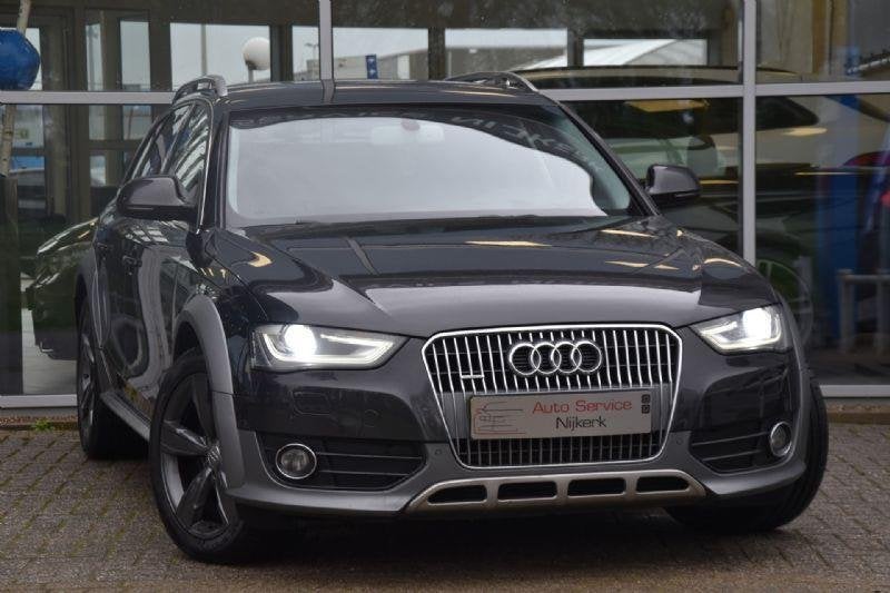 Audi A4 Allroad Quattro 3.0 TDI Automaat Leder Trekhaak Navi, Auto's, Audi, Automaat, Euro 5, Gebruikt, Zwart