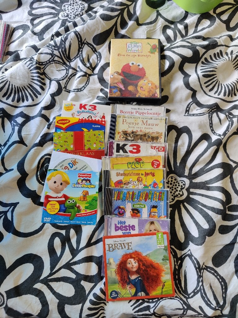 Kindercd's K3, Elmo, Ernst&Bobby, Sesamstraat etc (M59), Ophalen of Verzenden, Gebruikt, Muziek
