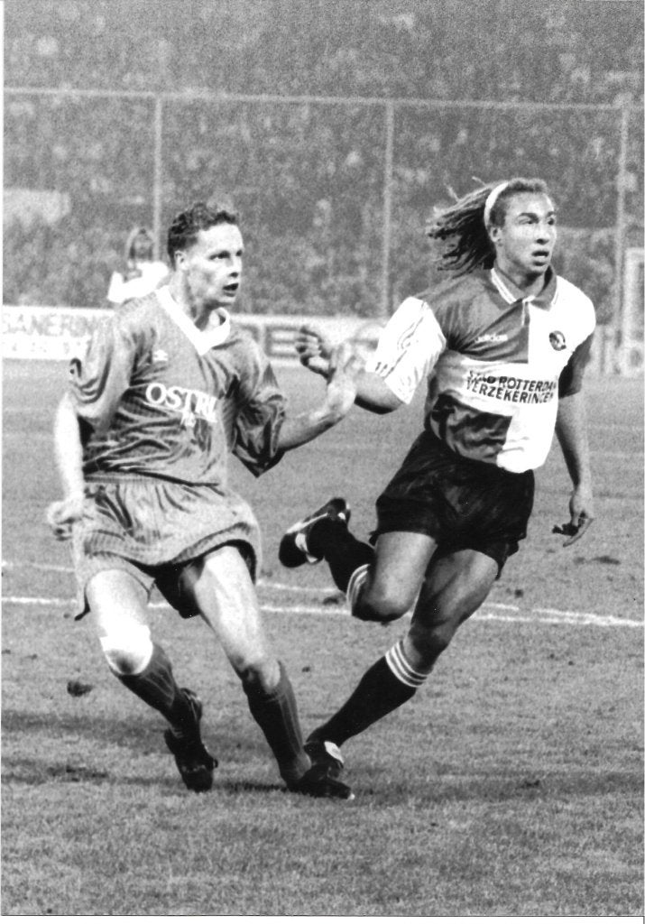 persfoto 19-09-1994 Piet Bouts Feyenoord - VMDF Zalgiris, Verzenden, Zo goed als nieuw, Feyenoord
