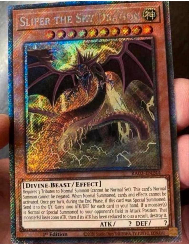 Yu-Gi-Oh! Slifer the Sky Dragon RA03 1st Edition !, Ophalen of Verzenden, Zo goed als nieuw, Losse kaart, Foil