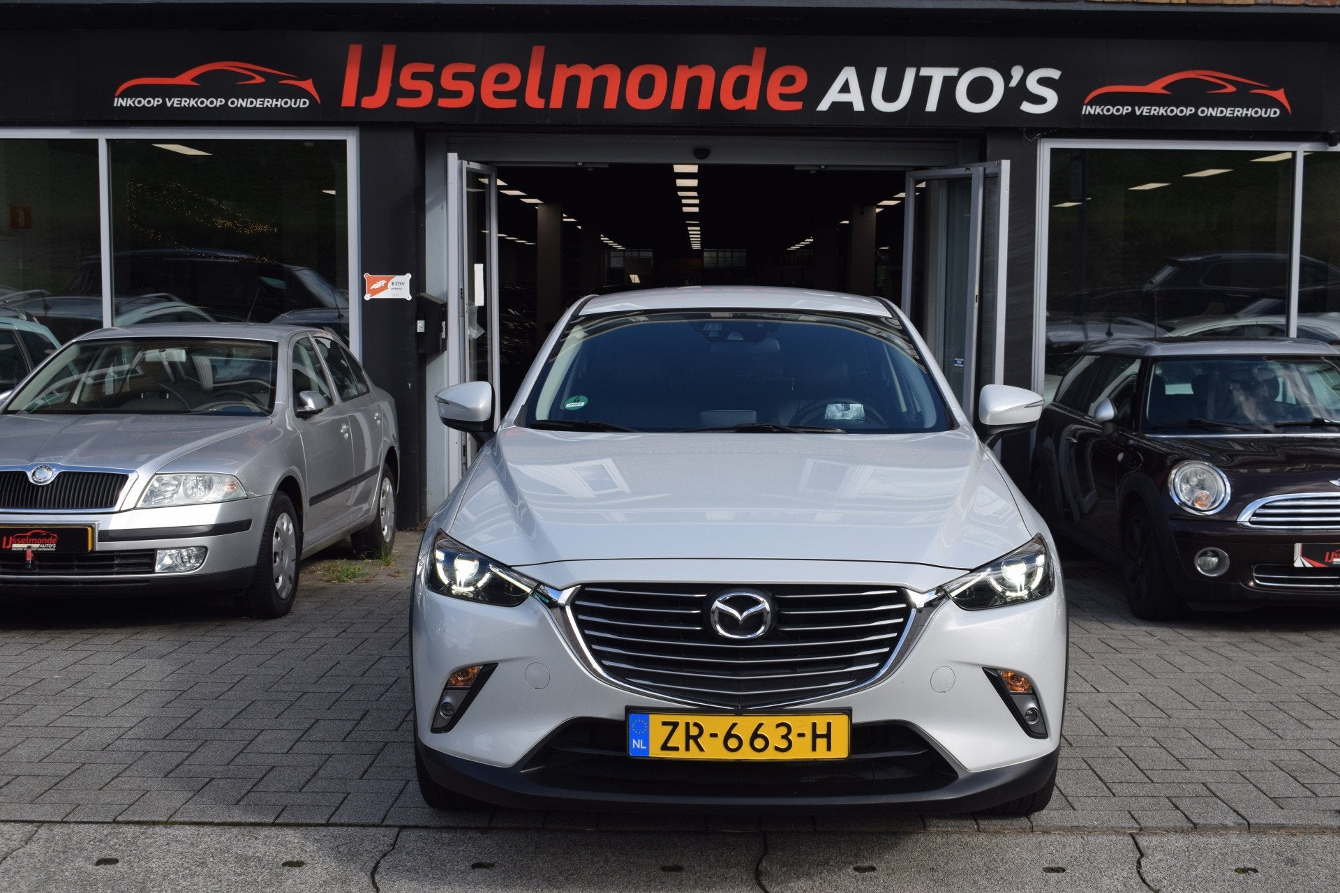 Mazda CX-3 2.0 SkyActiv-G 150 GT-M 4WD Automaat Dealer Onder, Auto's, Automaat, Gebruikt, Euro 6, 4 cilinders
