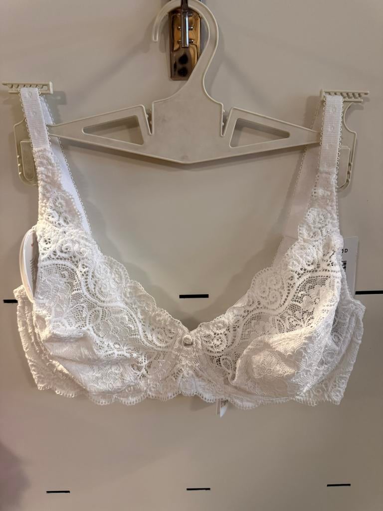 Triumph bh maat 80D NIEUW! Nu €25, Ophalen of Verzenden, Zwart, BH