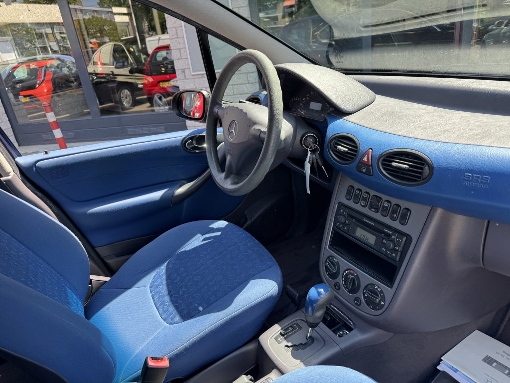 Mercedes-Benz A-Klasse 140 Classic Airco AUTOMAAT Nieuwe Apk, Auto's, Origineel Nederlands, Bedrijf, 1000 kg, Euro 4
