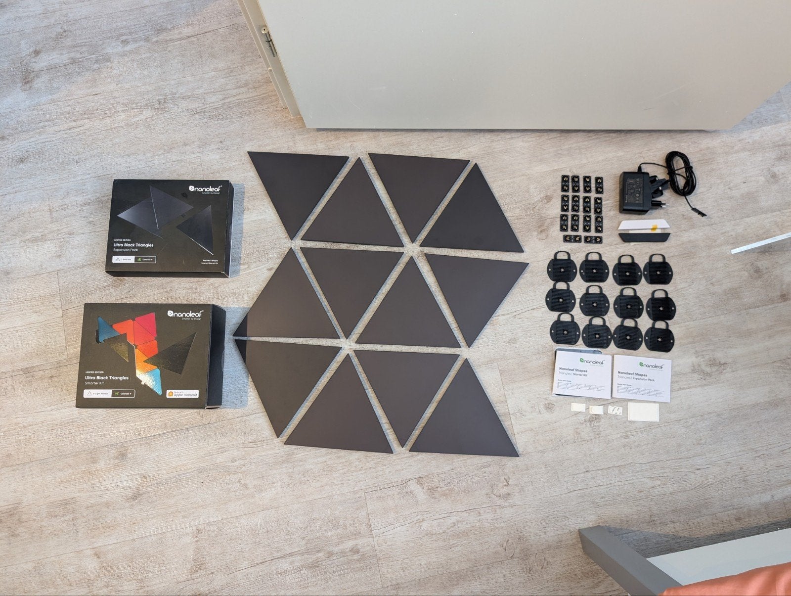 Nanoleaf Shapes Triangles Ultra Black Limited (12 st), Huis en Inrichting, Ophalen of Verzenden