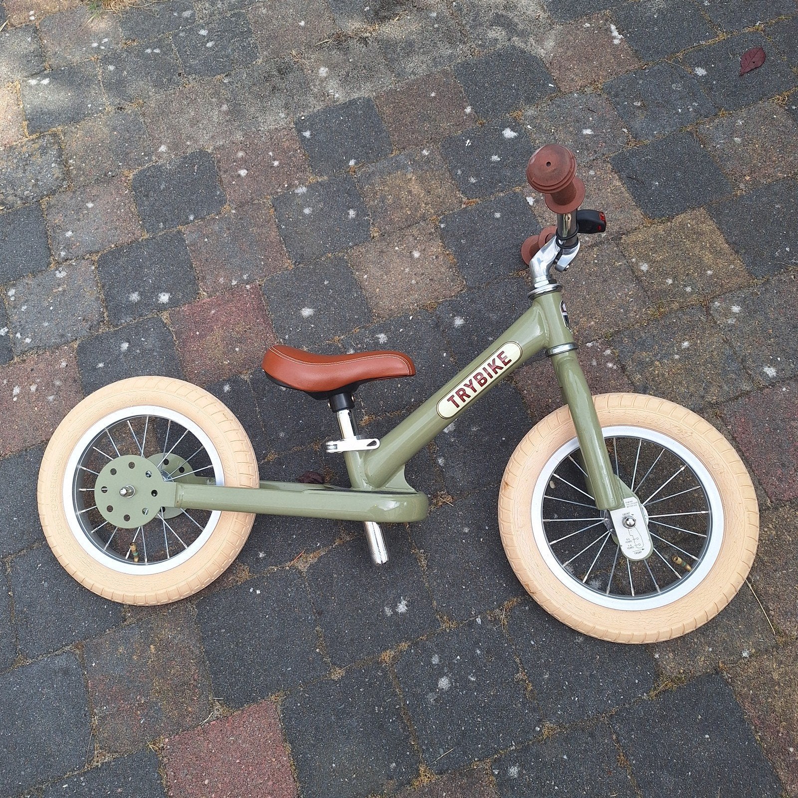 Trybike driewieler - Groen loopfietsje, Fietsen en Brommers, Ophalen, Zo goed als nieuw, Trybike, Verstelbare zitting
