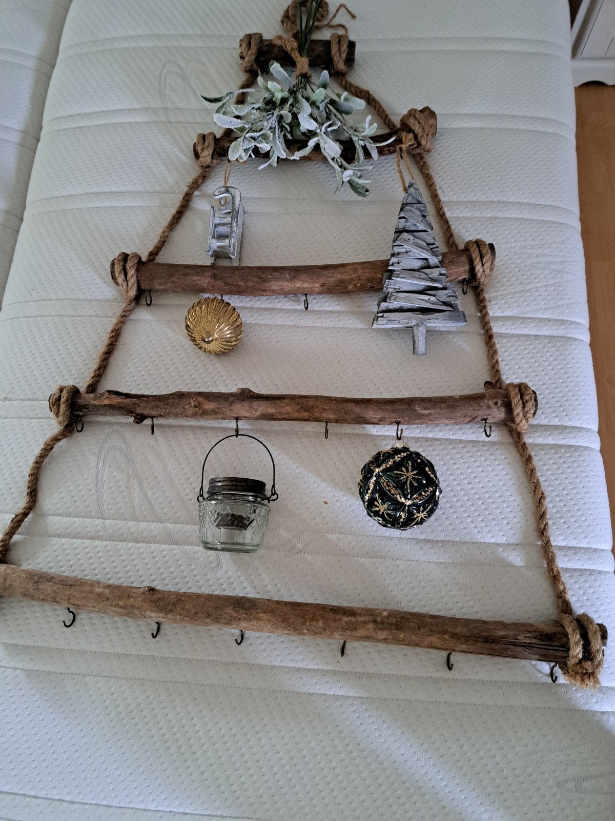 houten hanger, Ophalen of Verzenden, Zo goed als nieuw