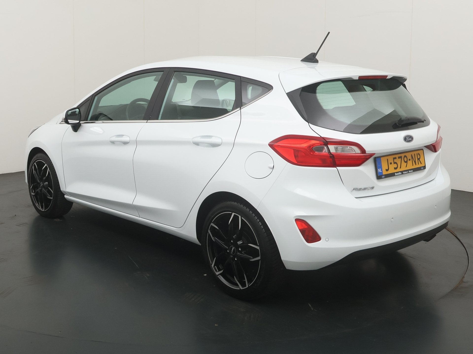 Ford Fiesta EcoBoost 95 pk Titanium | All season | Navi | Cl, Stof, Gebruikt, 1064 kg, Origineel Nederlands