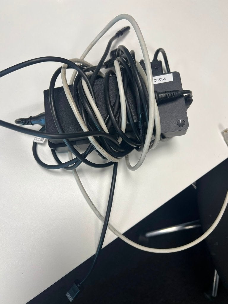 Dell Docking Station plus bekabeling, Ophalen, Laptop, Dell, Docking station