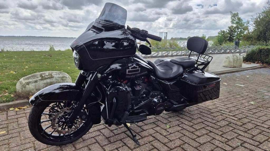 Harley Davidson Streetglide 117 Ci CVO 2018 FLHXSE, Motoren, Motoren | Harley-Davidson, Bedrijf, Toermotor
