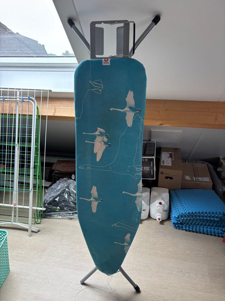 Brabantia strijkplank te koop, Witgoed en Apparatuur, Strijkijzers en Strijkplanken, Ophalen, Gebruikt