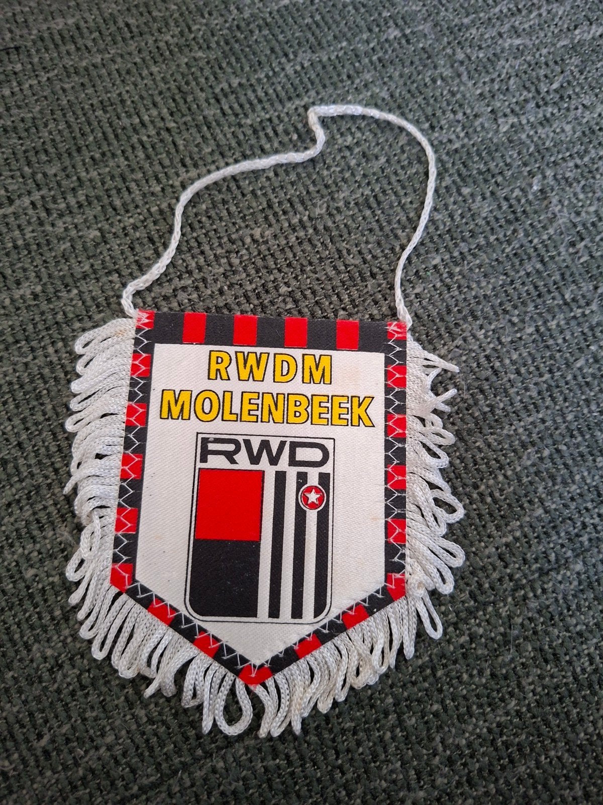 RWD Molenbeek vaantje, Ophalen of Verzenden, Buitenlandse clubs, Vaantje of Sjaal