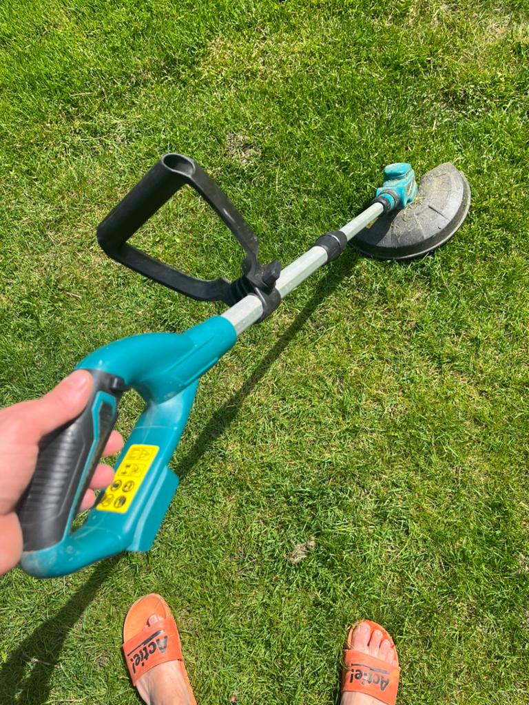 Vonroc 20v grastrimmer, Ophalen, Zo goed als nieuw, Elektrisch