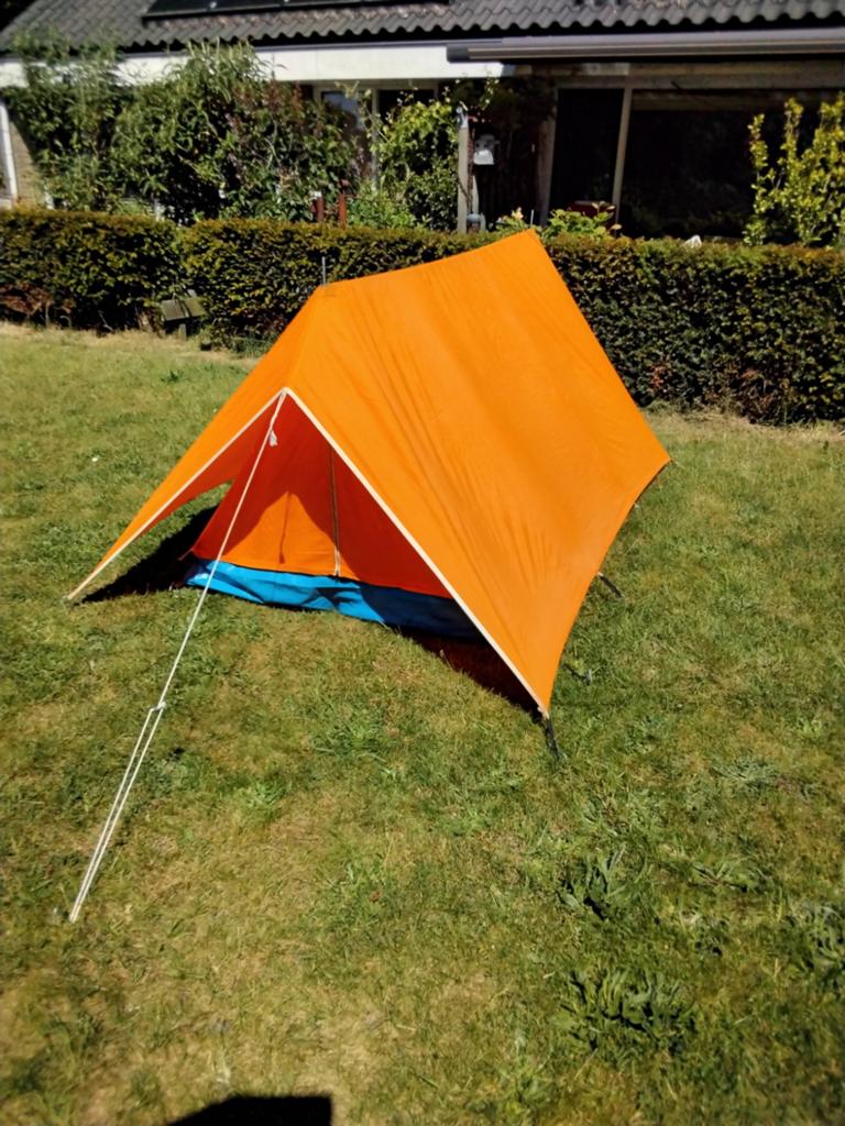 Tent: 'Andre Jamet 'tent - Oranje max 2 Persoons, Ophalen, Gebruikt, Tot en met 2