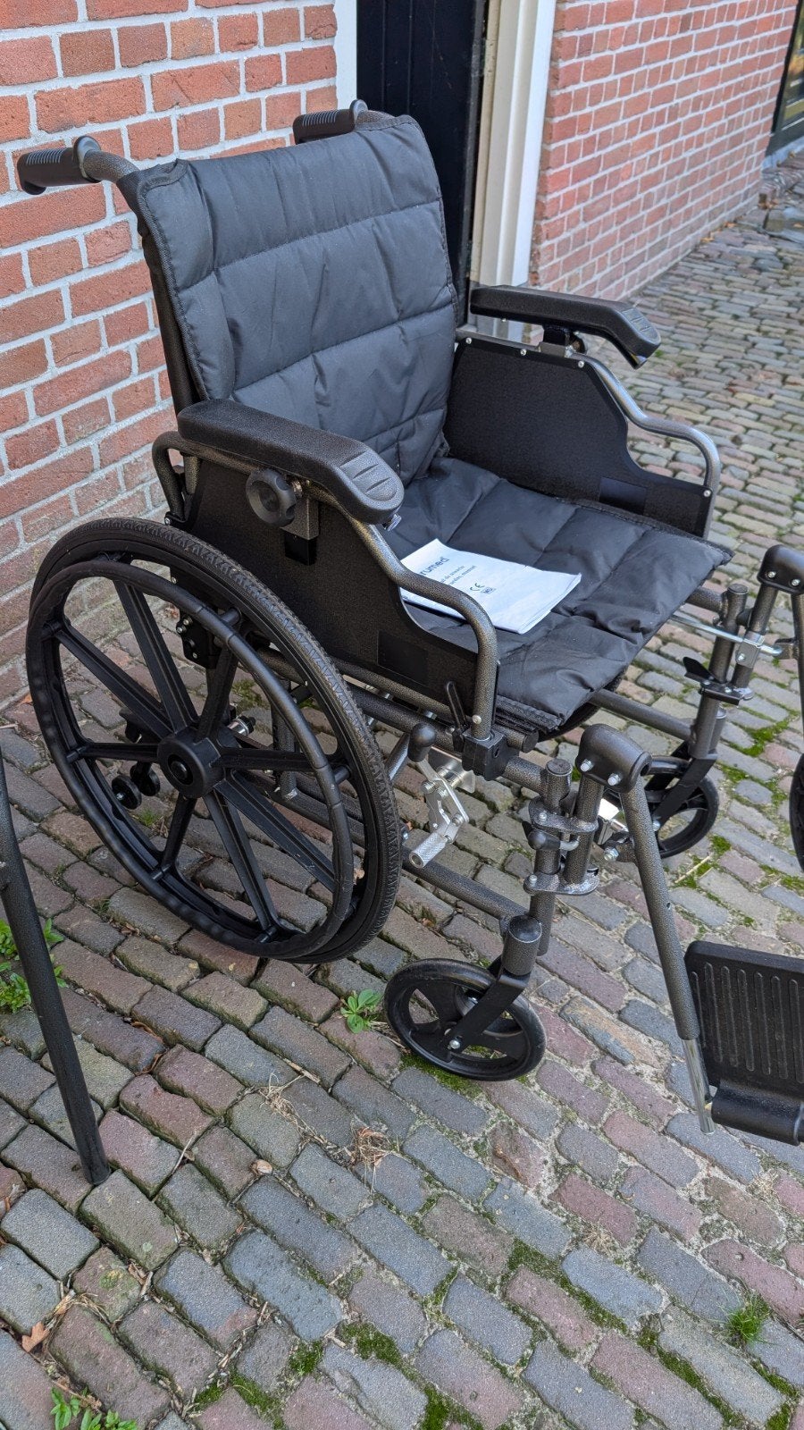 Quirumed opvouwbare rolstoel, Ophalen, Inklapbaar, Zo goed als nieuw, Duwrolstoel