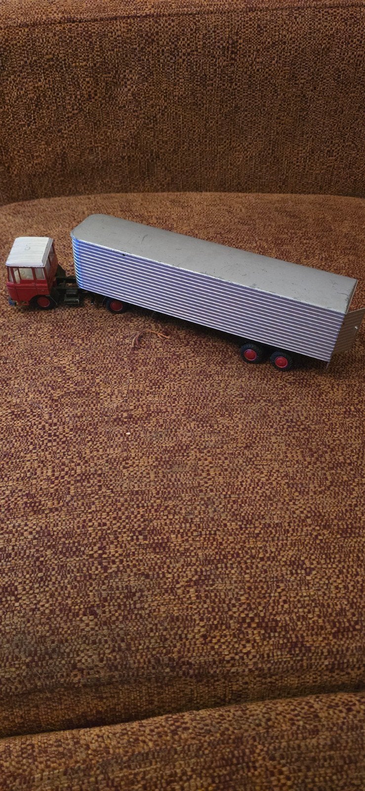 Lion Car No 36 Vrachtwagen met Oplegger - Made in Holland, Ophalen of Verzenden, Gebruikt, Bus of Vrachtwagen, Lion Toys