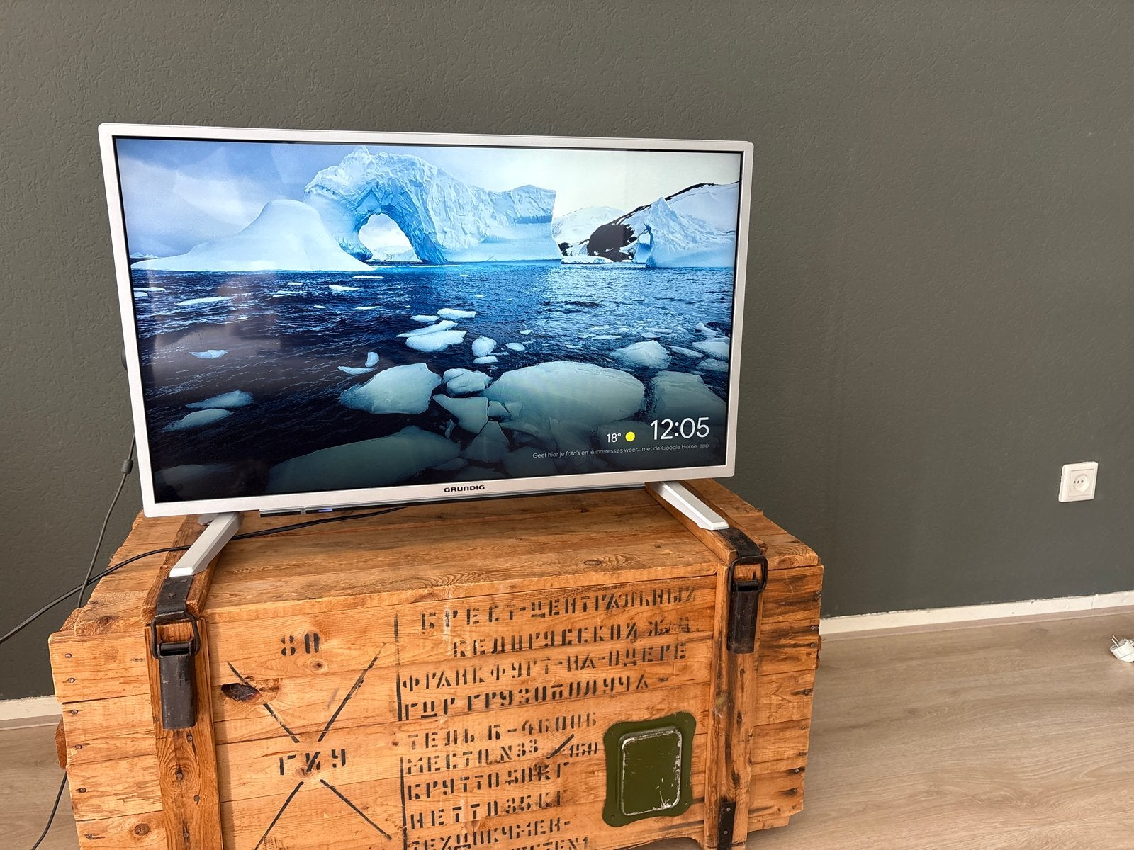 Grundig LED TV, Ophalen, LED, 50 Hz, Zo goed als nieuw
