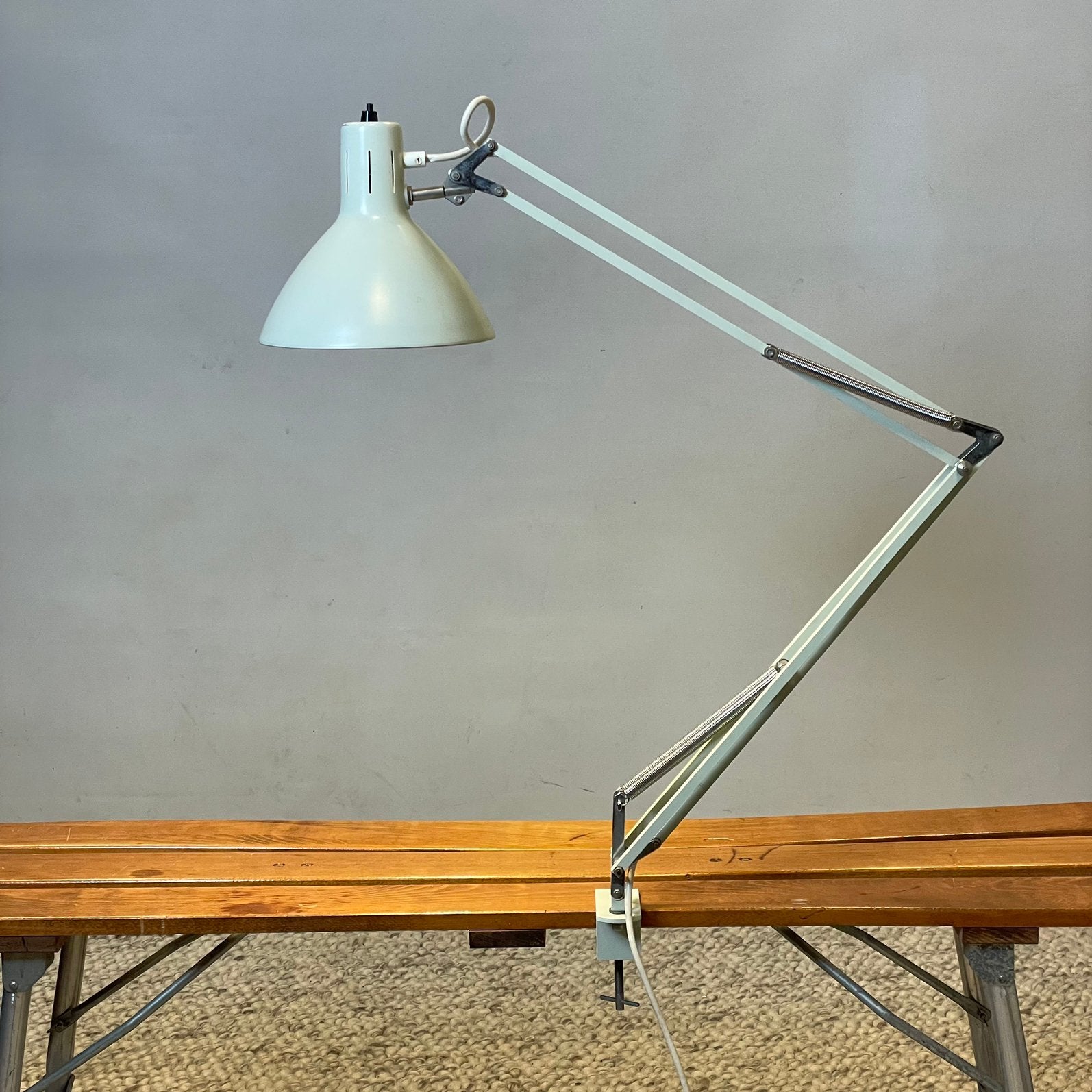 Vintage burolamp schaarlamp Hala Zeist mid-century modern, Ophalen, Zo goed als nieuw