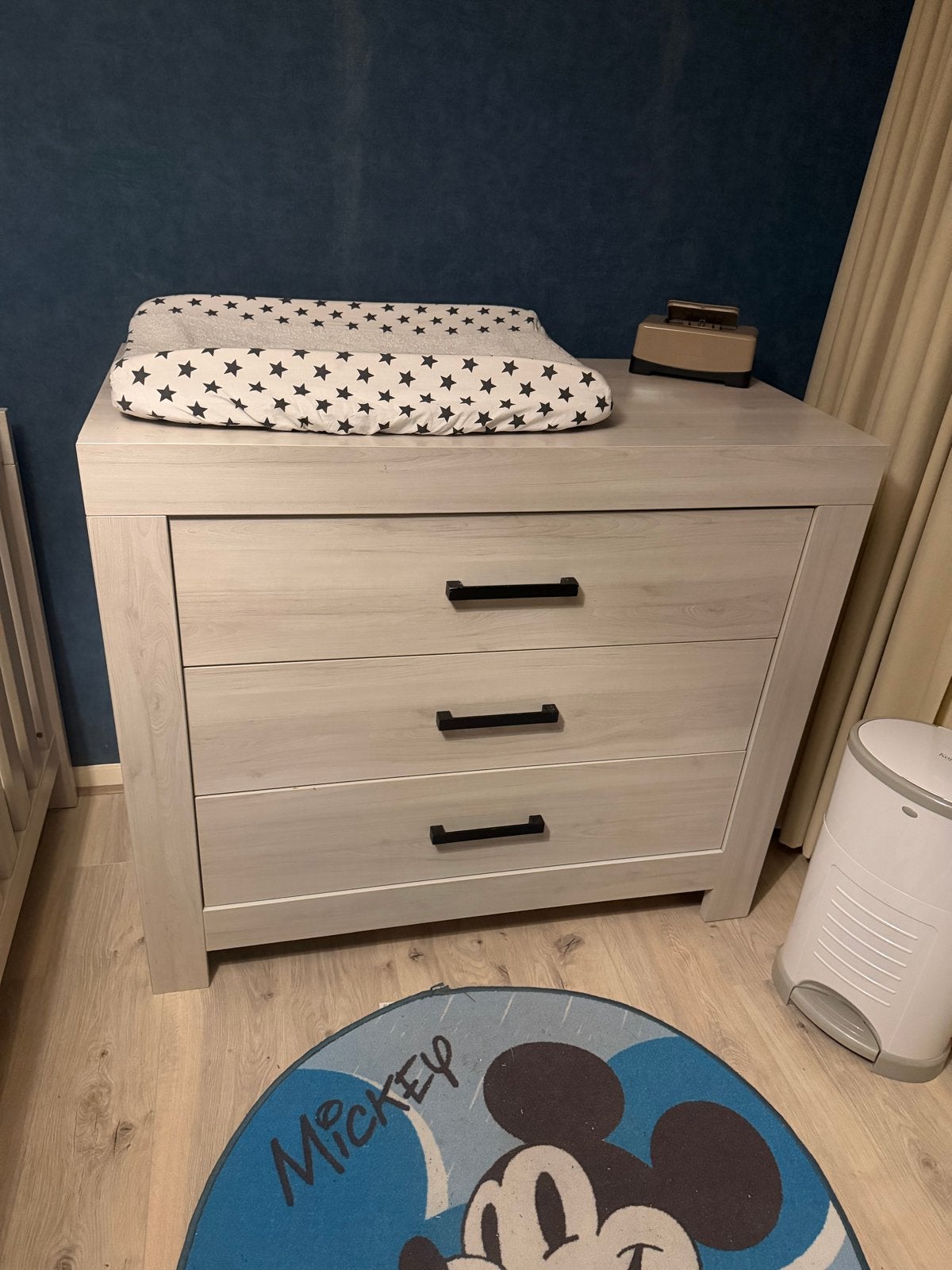 Complete Babykamer: Ledikant, Commode en Kledingkast, Kinderen en Baby's, Kinderkamer | Complete kinderkamers, Ophalen, Zo goed als nieuw
