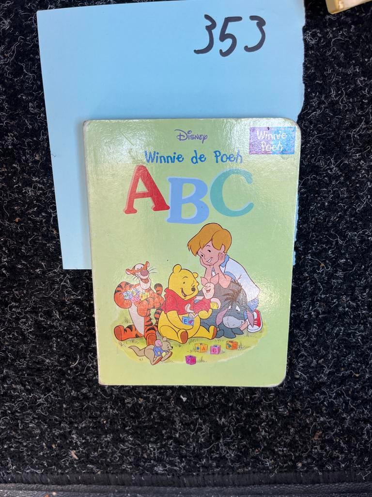 Disney Winnie de Poeh ABC Boekje, Boeken, Ophalen of Verzenden, Zo goed als nieuw, 2 tot 3 jaar