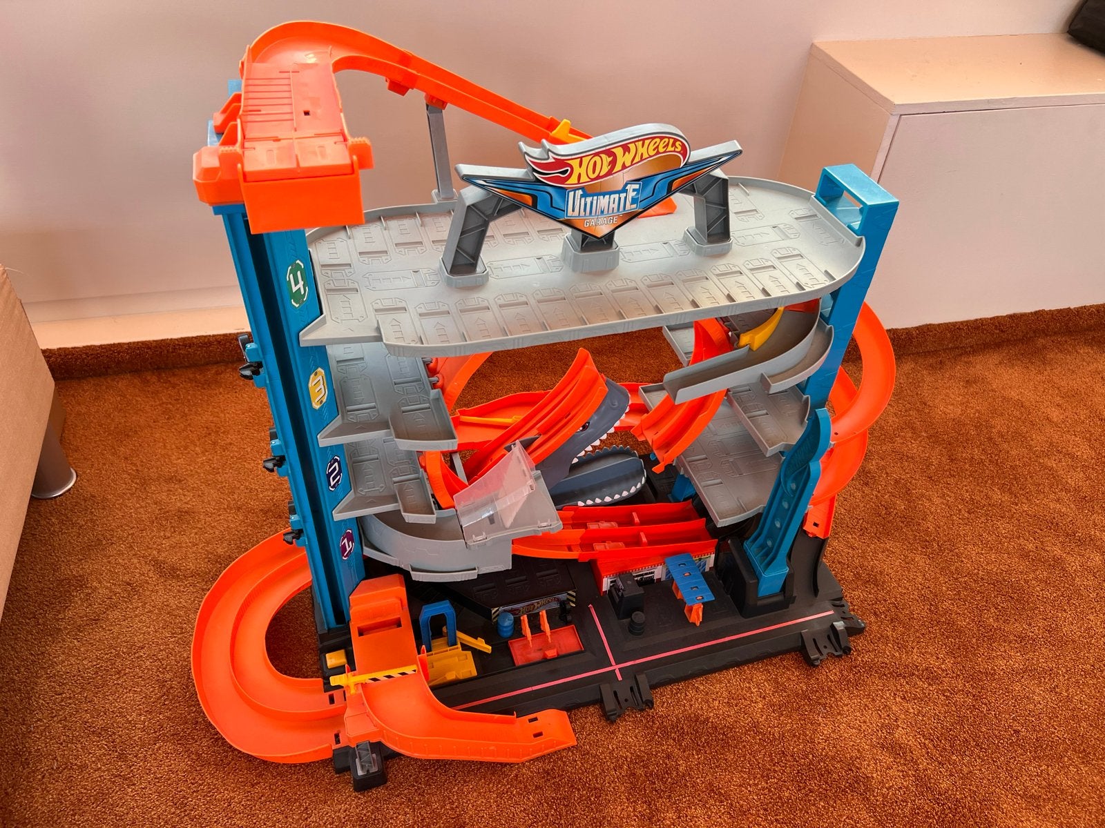 Hot Wheels Ultimate Garage met haai, Ophalen, Zo goed als nieuw