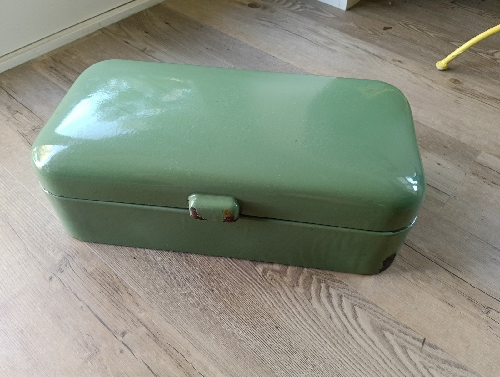 Vintage Broodtrommel - Groen Emaille, Antiek en Kunst, Ophalen of Verzenden