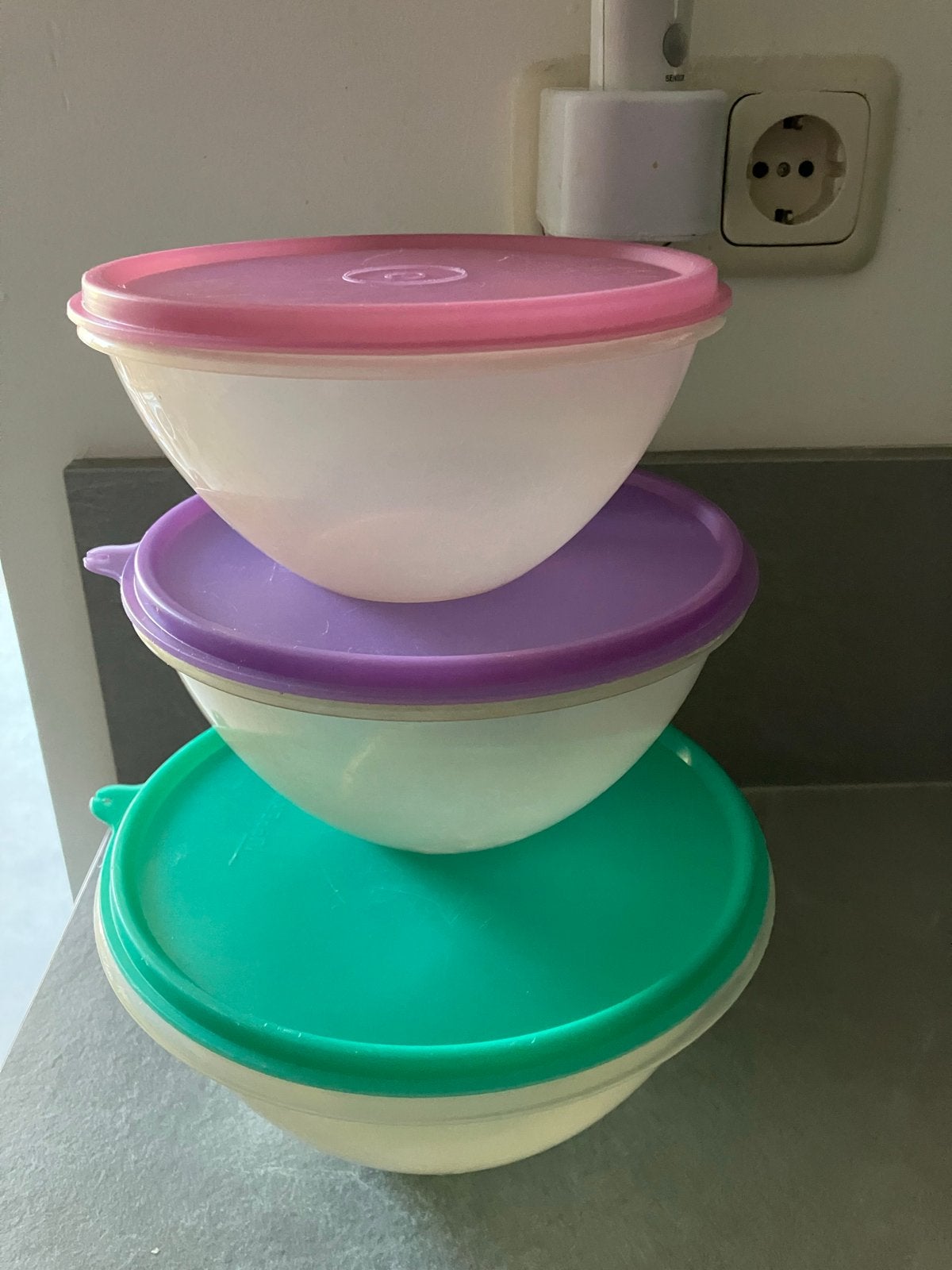 Set van 3 Tupperware kommen met deksel, Huis en Inrichting, Ophalen, Gebruikt, Overige kleuren, Luchtdicht