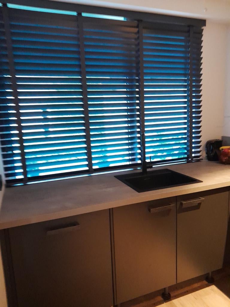 Te koop: mooie luxaflex, Ophalen, Zo goed als nieuw, 150 tot 200 cm