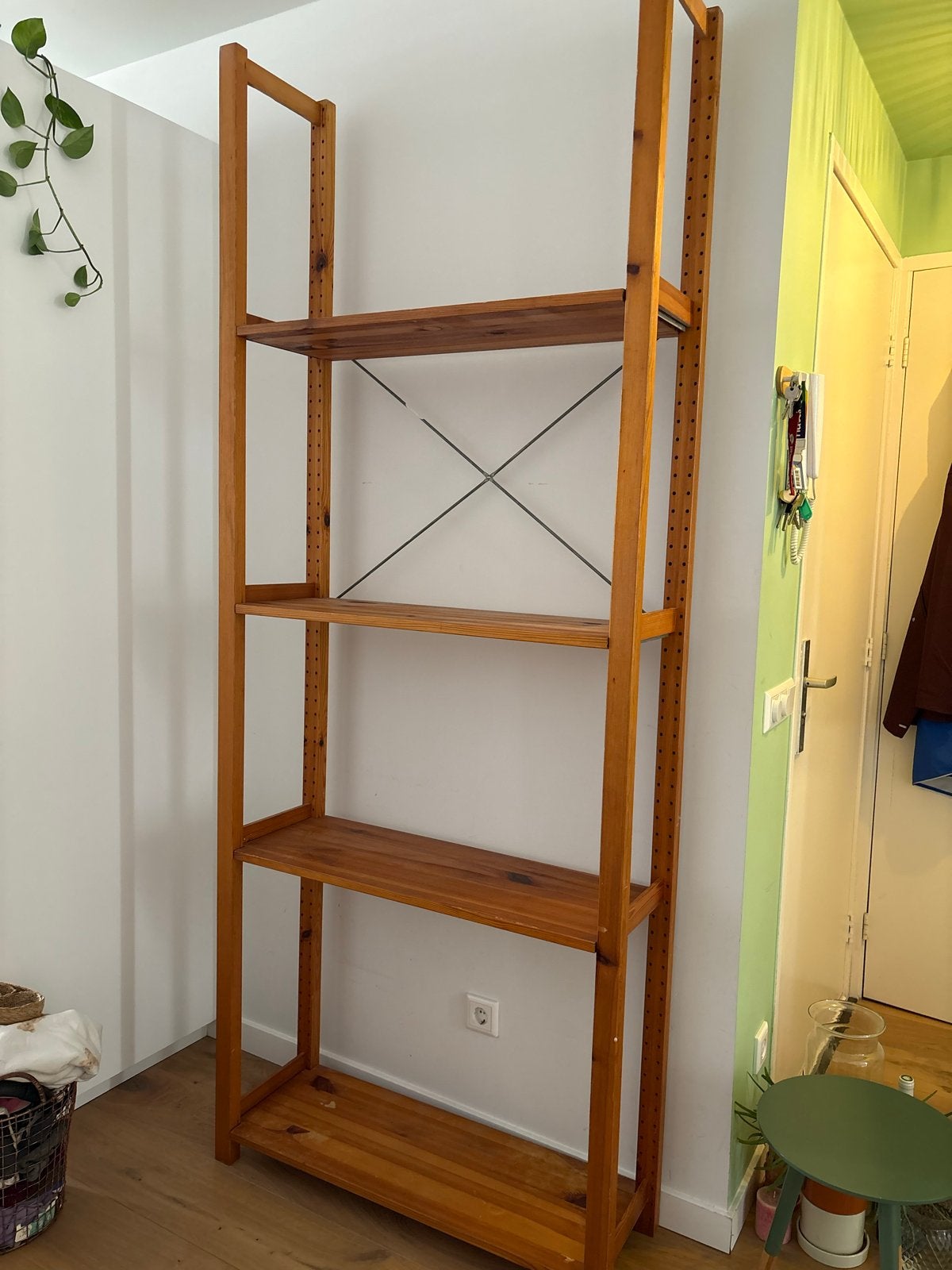 Houten Boekenkast met Verstelbare Planken IKEA, Ophalen, Met plank(en), Gebruikt, 200 cm of meer