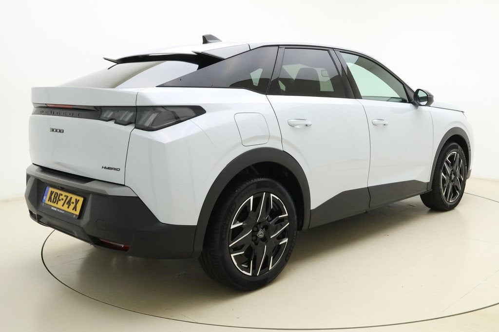 Peugeot 3008 1.2 Hybrid 145 Allure | Climate & Cruise Contro, 145 pk, Gebruikt, Euro 6, 1199 cc