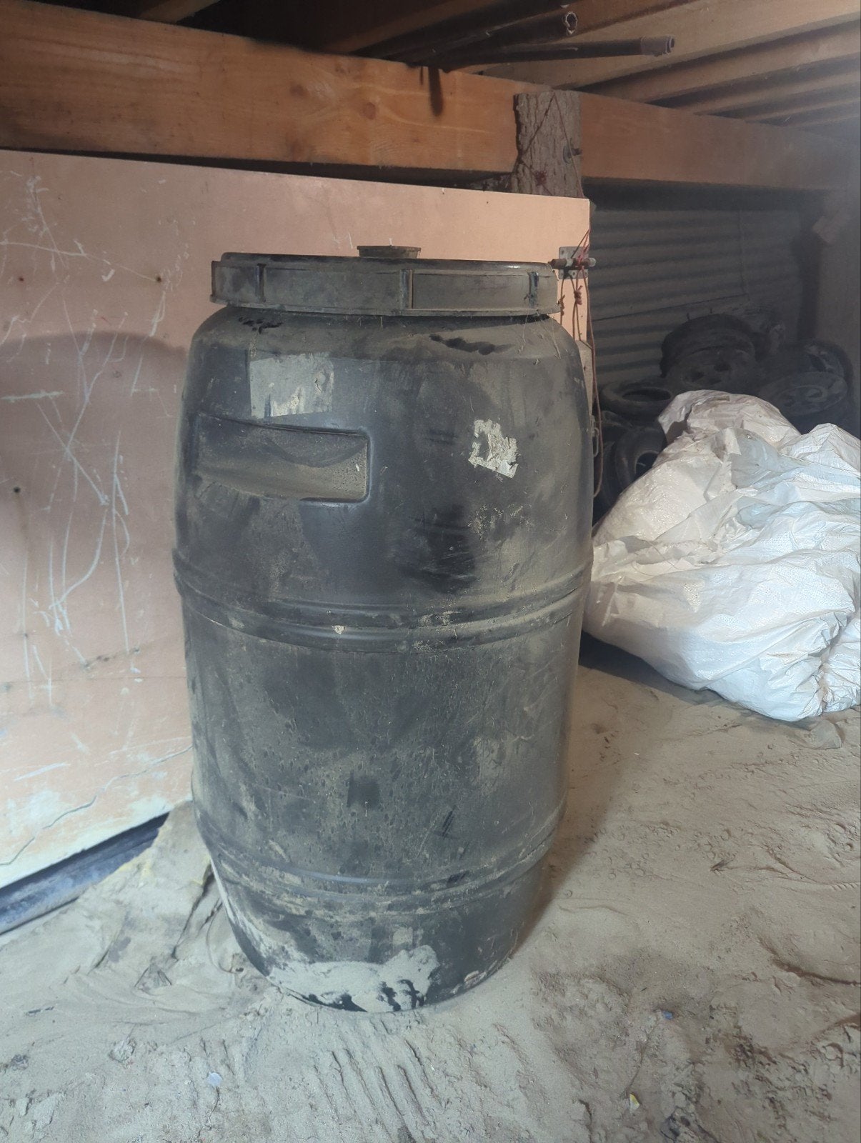 Stevige zwarte regenton 10 stuks. ideaal voor tuin en opslag, 150 liter of meer, Ophalen, Gebruikt, Kunststof