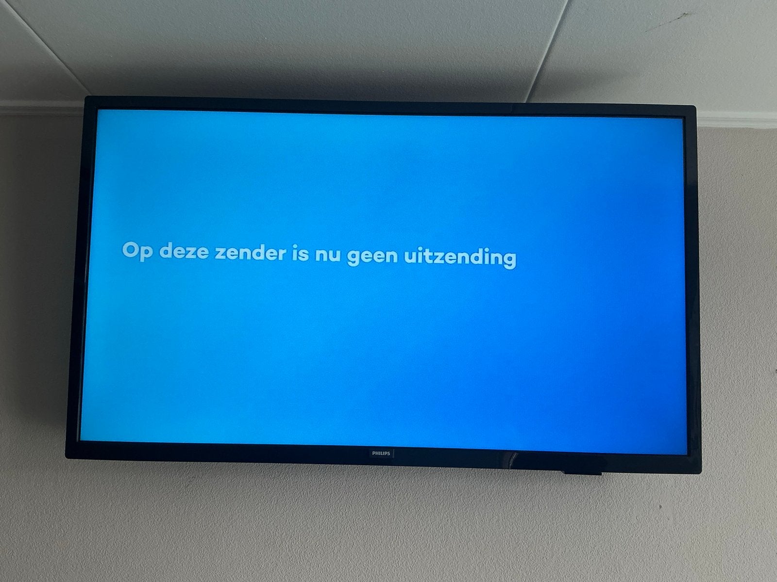 Philips TV 32 inch (81 cm) - Ideaal voor slaapkamer, Ophalen, Philips, Gebruikt, 80 tot 100 cm