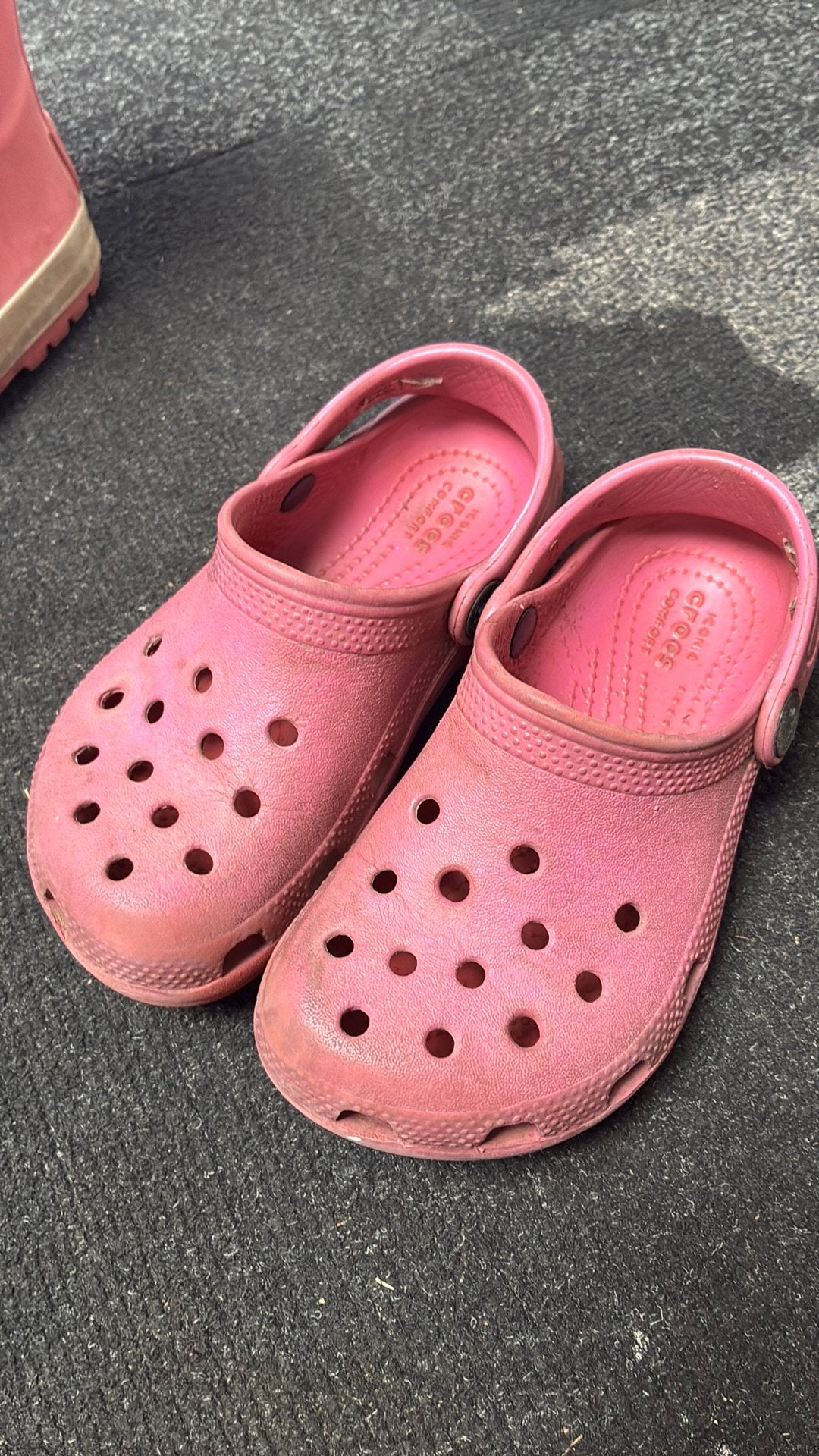 Roze Crocs maat 28-29, Ophalen, Schoentjes, Meisje, Zo goed als nieuw