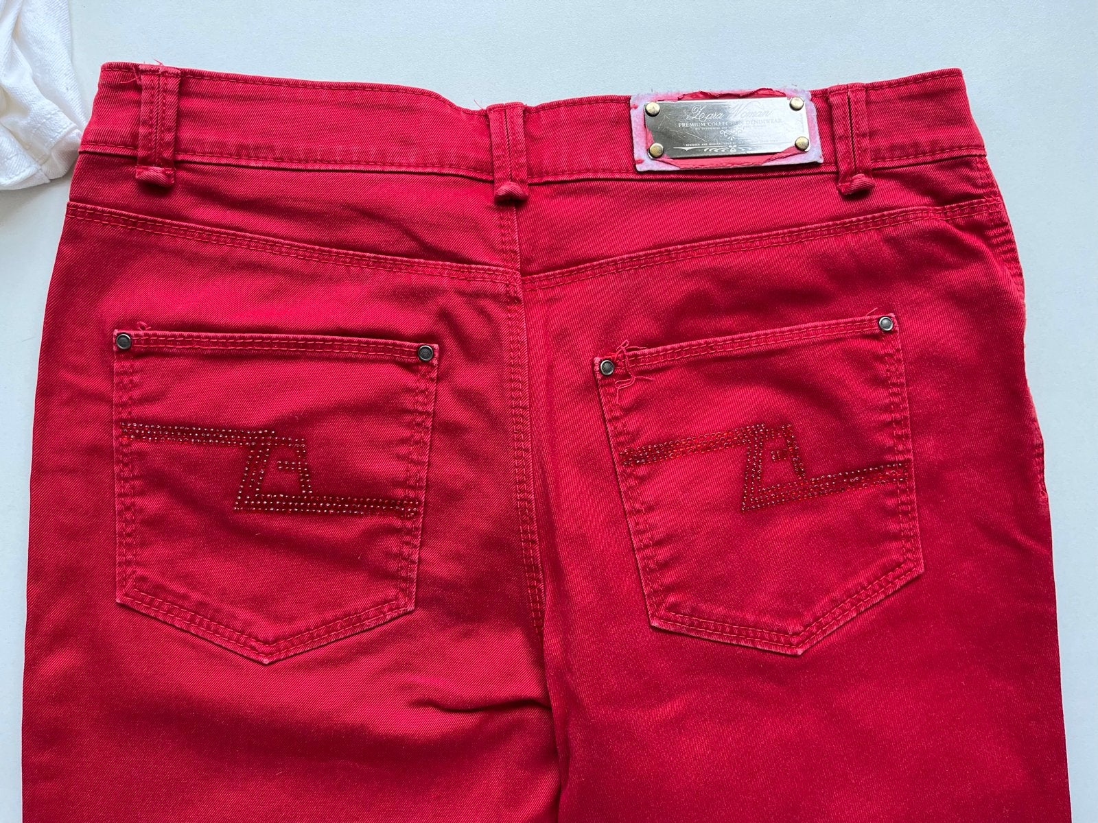 Stijlvolle Rode Jeans - Maat 36 ZARA, Maat 38/40 (M), Ophalen of Verzenden, Zo goed als nieuw, Lang