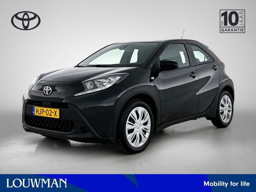 Toyota Aygo X 1.0 VVT-i MT Play | 1e Eigenaar | NIEUW GELEVE, 12 maanden, Stof, 920 kg, 4 stoelen