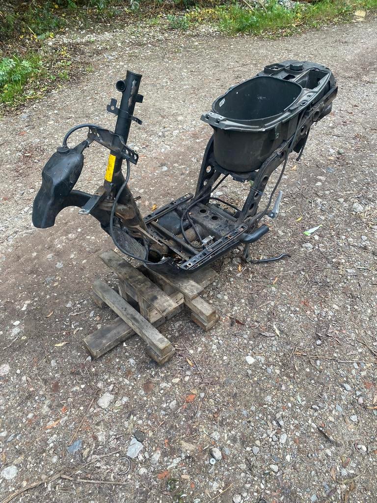Piaggio tph XR frame 125cc 180cc, Ophalen of Verzenden