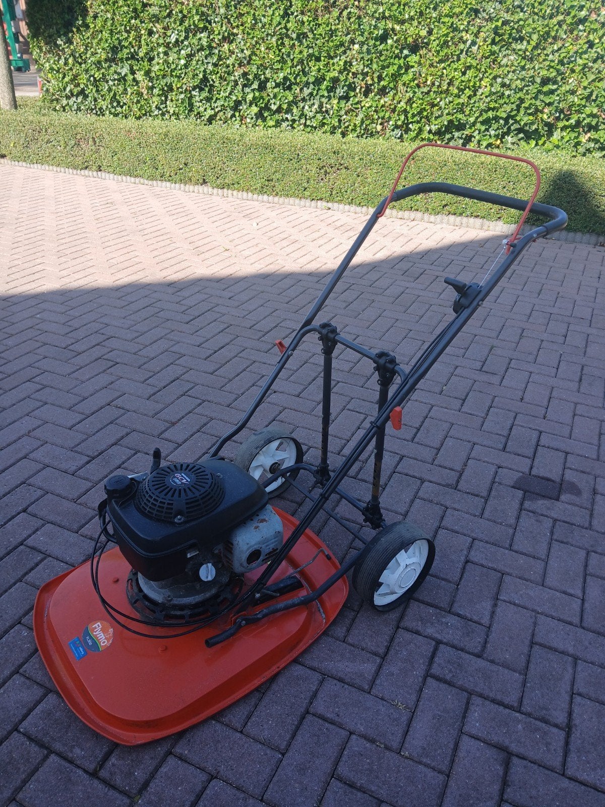 Flymo maaimachine  xl 500 Honda GCV 160, Tuin en Terras, Grasmaaiers, Zweefmaaier, Ophalen