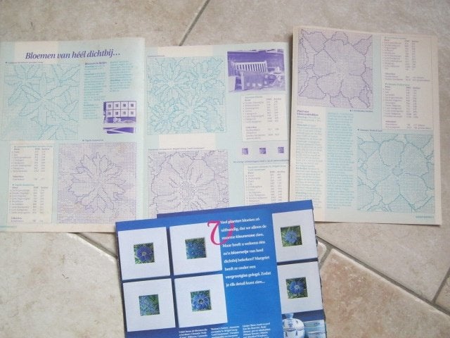 Borduurpatroon  Meerdere blauwe bloemen  nr 9330, Hobby en Vrije tijd, Borduren en Borduurmachines, Verzenden, Nieuw, Handborduren