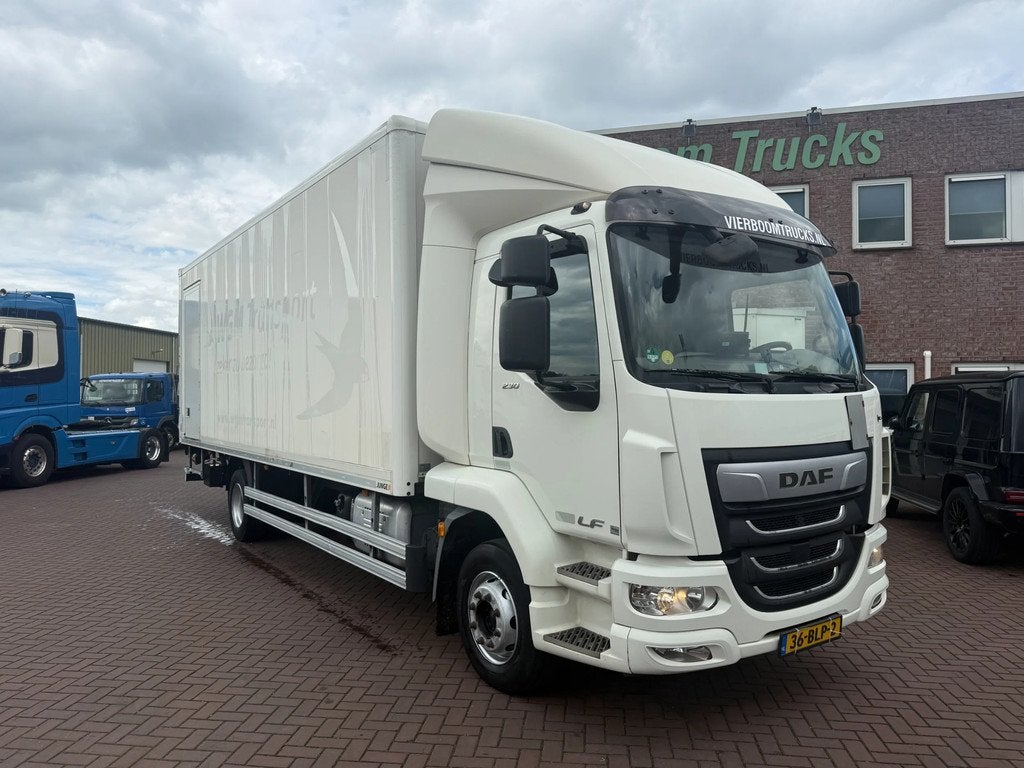 DAF LF 230 LF230 4X2 sleeping cabin / Smart tacho / 14.000KG, Automaat, Achterwielaandrijving, Euro 6, 234 pk