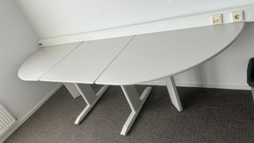 tafel / bureau  gratis ophalen, Overige typen, Gebruikt, 280 cm, Grijs