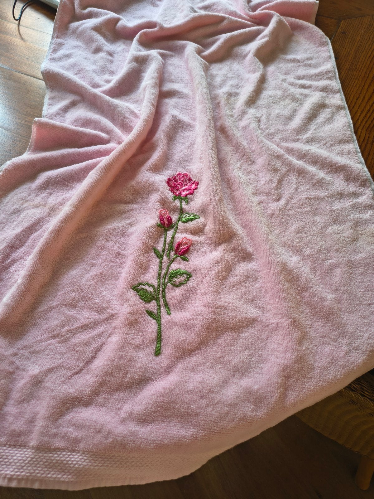 Nieuwe badlakens, rose en bordeaux, Ophalen of Verzenden, Nieuw