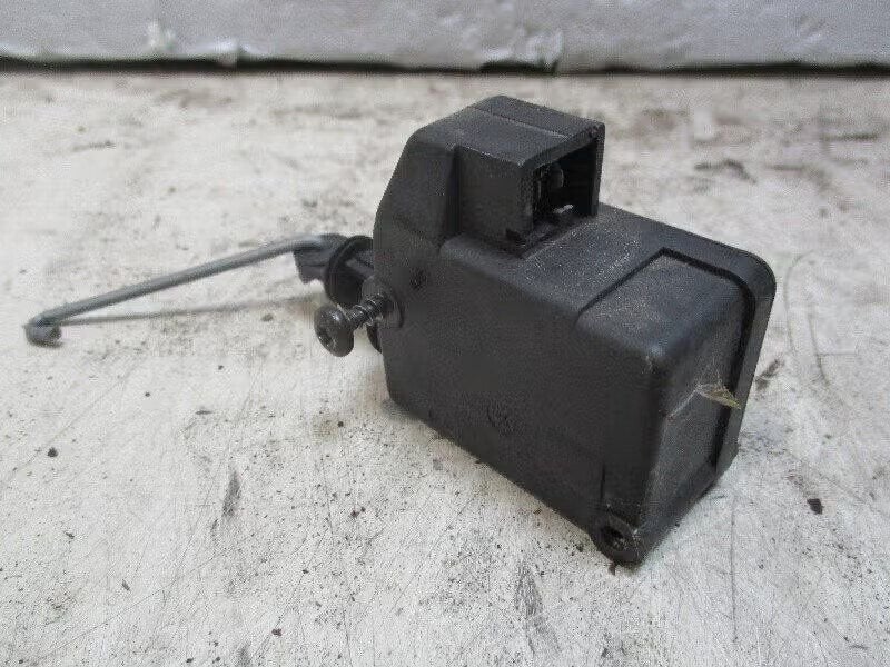 CENTRALE VERGRENDELING MOTOR ACHTERKLEP Peugeot 206 CC (2D), Auto-onderdelen, Gebruikt, Valeo, Info@valeo.fr, Peugeot