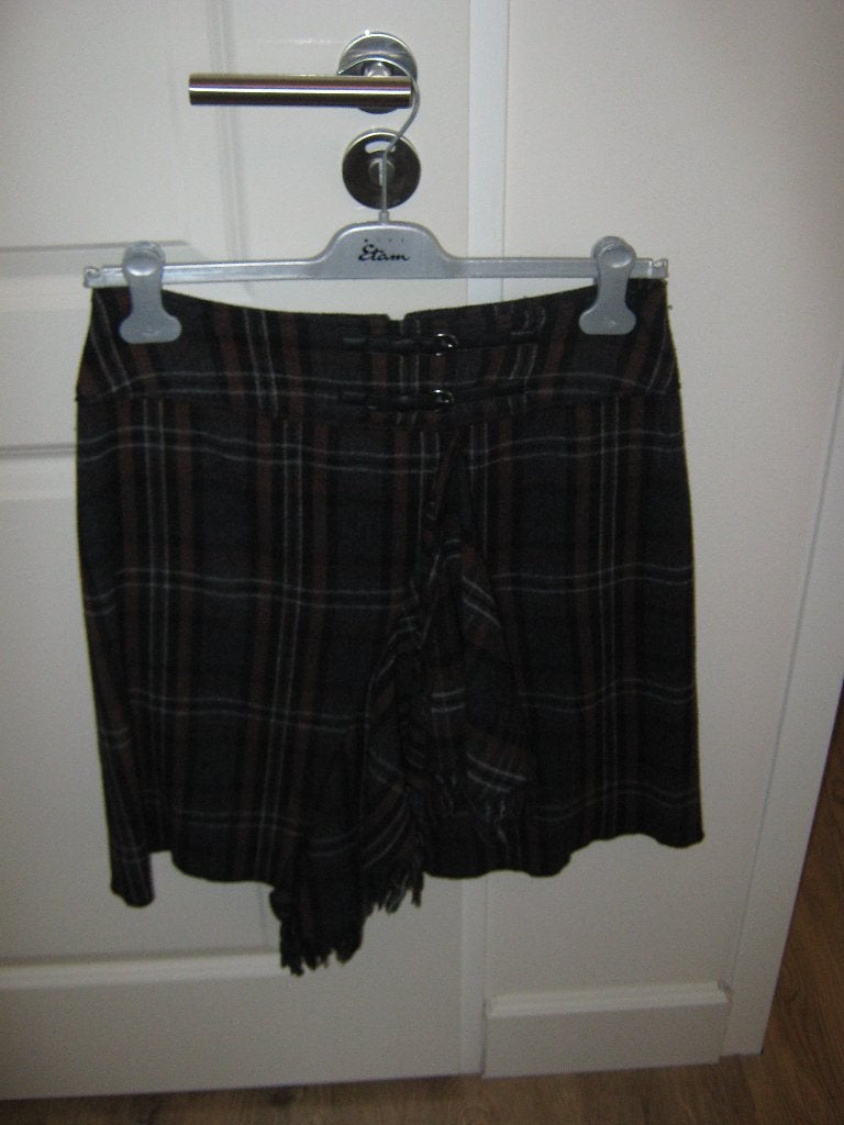 Rok Essentiel Antwerp, Zo goed als nieuw, Ophalen, Maat 38/40 (M), Knielengte